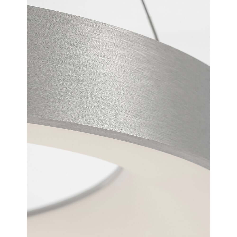 Detailansicht der Rando LED Thin Hängelampe Ø 60cm Acryl mit hochwertigem Aluminiumdesign.