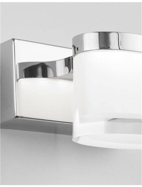Sabia LED-badvegglampe 1 skjerm krom IP44