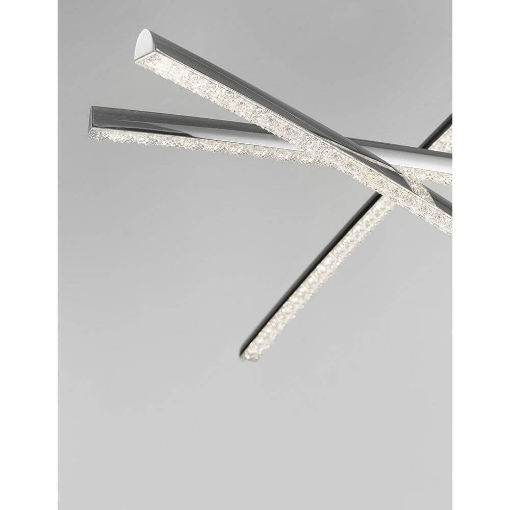 Seville LED Kristall Hängeleuchte Verstellbar mit stilvollem Design aus glänzendem Metall und Kristallelementen.