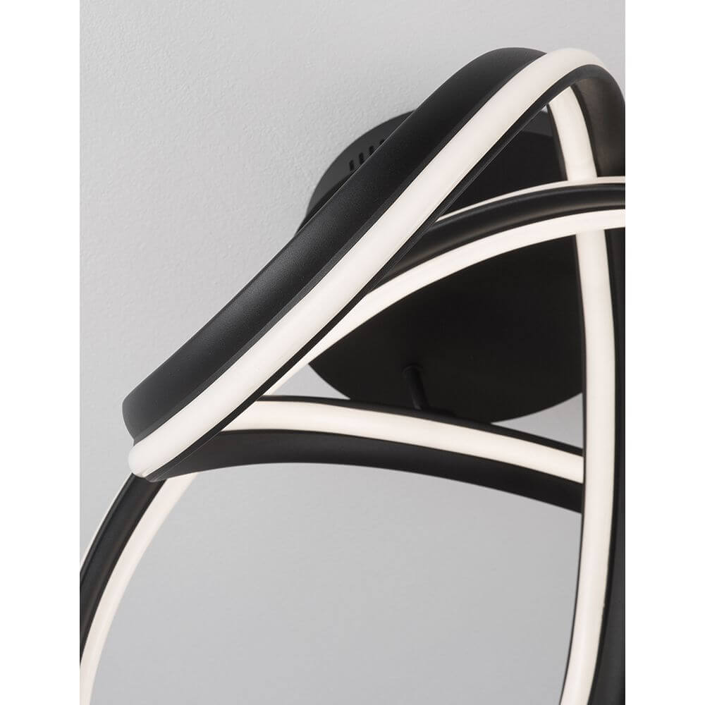 Truno LED Deckenlampe Metall Acryl mit modernem Design und integrierter Lichtquelle.