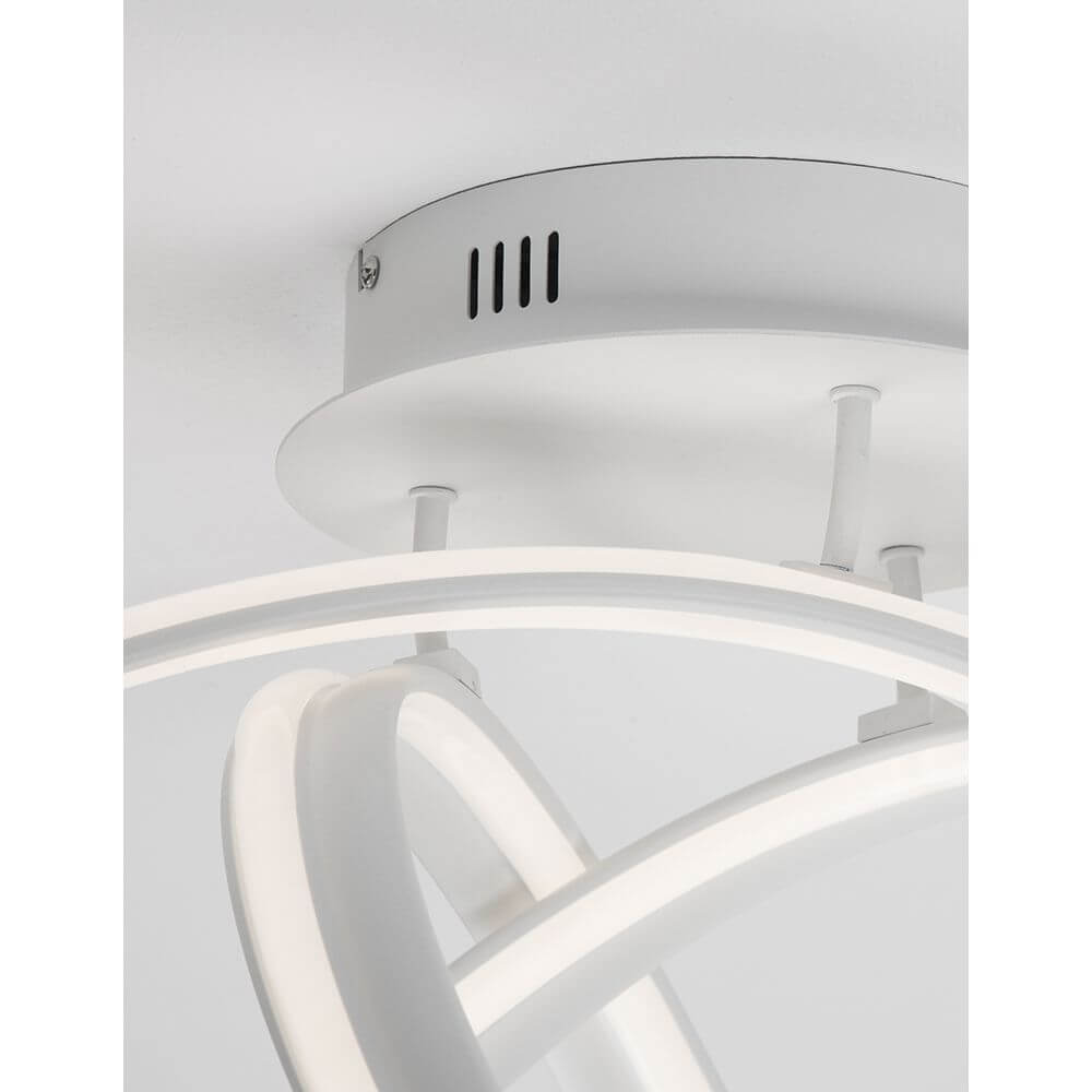 Truno LED Deckenlampe Metall Acryl - Detailansicht der montierten Deckenlampe mit minimalistischem Design