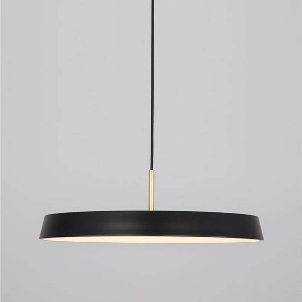 Vetro Pendelleuchte Vintage-Look 50cm in modernem Design aus schwarzem Metall und goldener Akzentbeleuchtung.