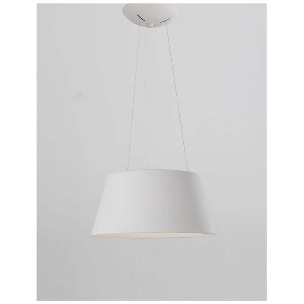 Nova Luce Volcano LED Hängelampe Ø 45cm in modernem Design, schlichte weiße Oberfläche.