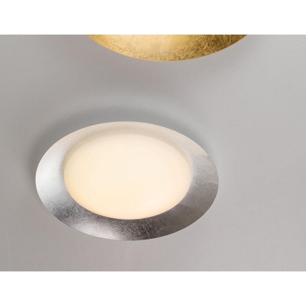 Zano LED Deckenlampe Metall Acryl mit elegantem Design aus Aluminium und weißem Acrylschirm.