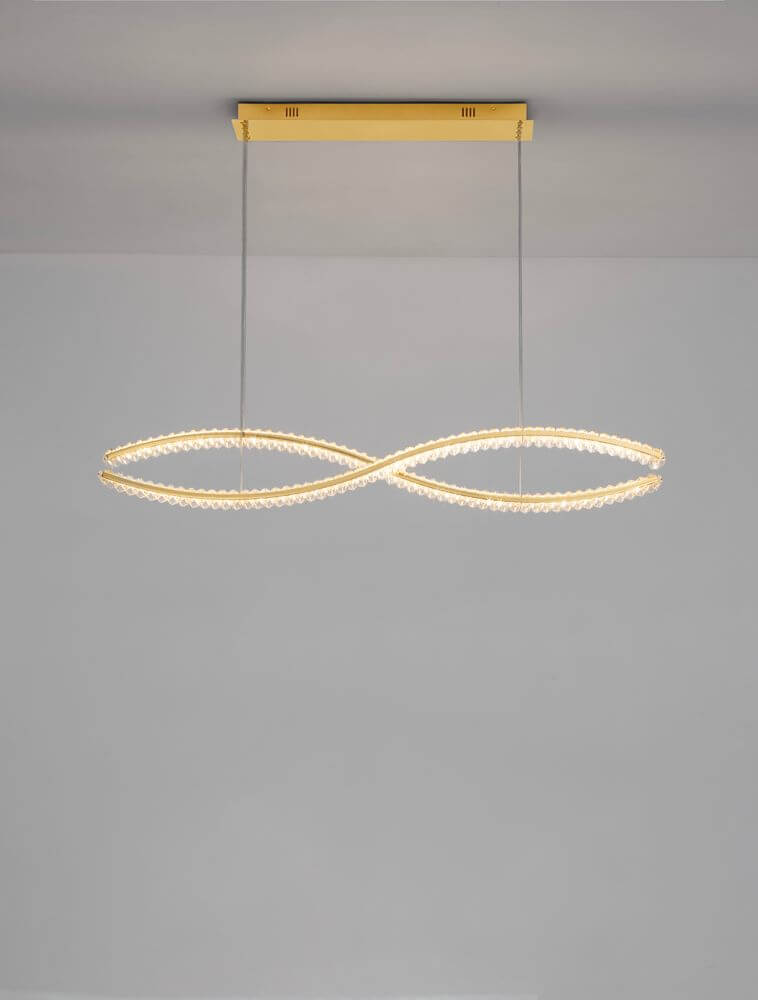 Nudos LED Pendelleuchte 4-flammig 3000K Gold im eleganten Design als Hauptbeleuchtung.