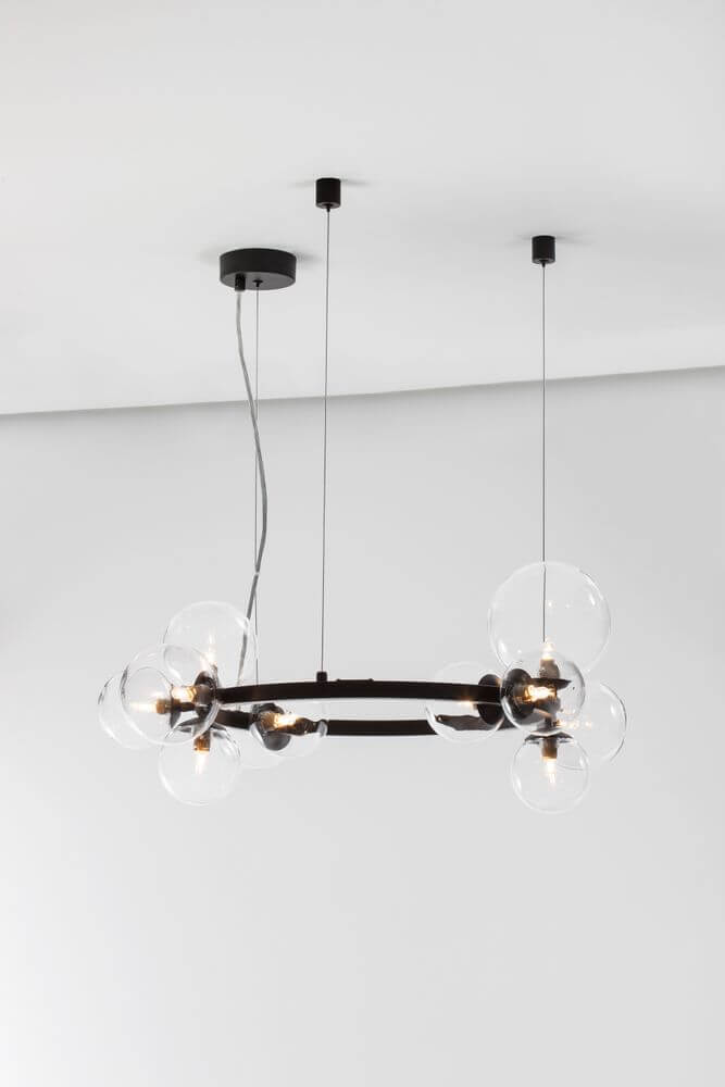 Odillia Pendelleuchte Ø 65cm G9 11-flammig in modernem Design mit opalinem Glas und Goldmetall.