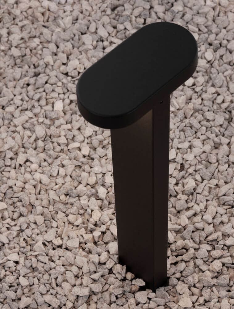 Moderne Ofir LED Außenwegeleuchte 3000K in Schwarz, ideal für Garten oder Terrasse, robustes Aluminium und Acryl.