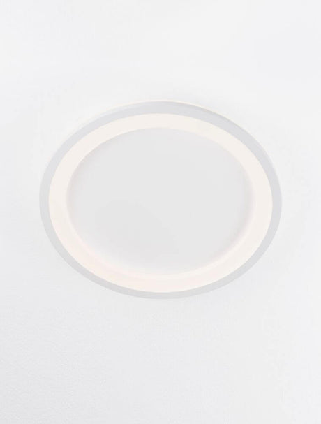 Oggy LED Deckenleuchte Ø 37cm 3000K mit schlanker Form und warmem Lichtdesign.