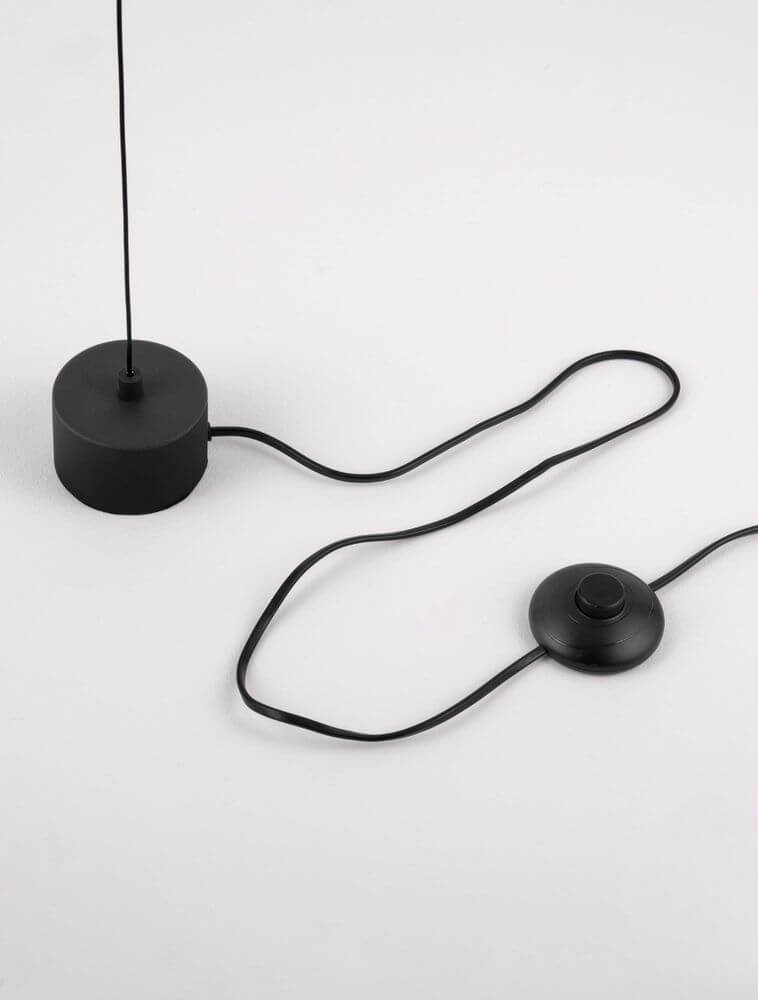 Olea LED Deckenleuchte Ø 35cm 3000K Netzstecker Weiß,Schwarz - schwarzer Lampenanschluss.