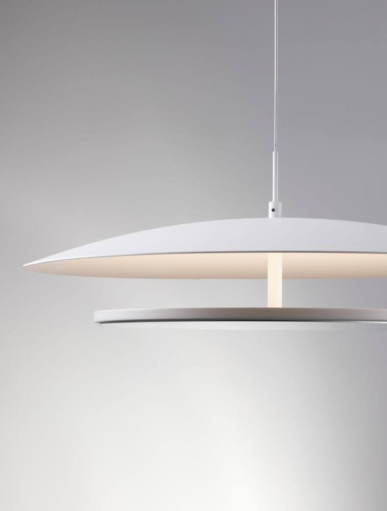 Olos LED Pendelleuchte 3000K Weiß,Chrom - moderne Hängelampe in elegantem Design mit warmem Licht.