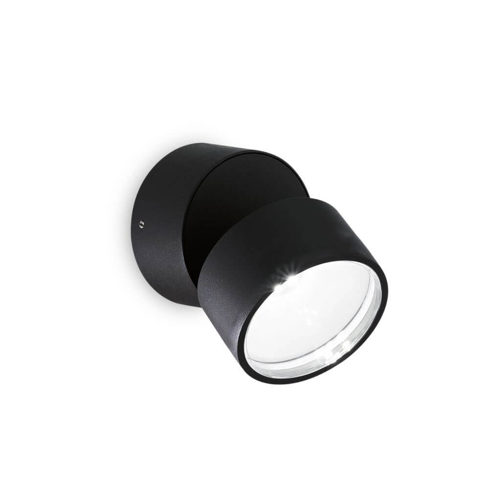 Omega LED Außen Wandleuchte IP54 in modernem Design und schwarzer Farbe, ideal für den Außenbereich.