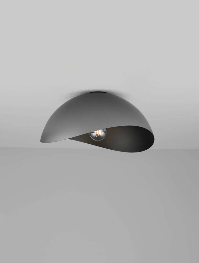 Opsi Deckenleuchte E27 Ø 40cm in mattem Schwarz mit goldenen Reflektor, elegantes Design für stimmungsvolle Beleuchtung.