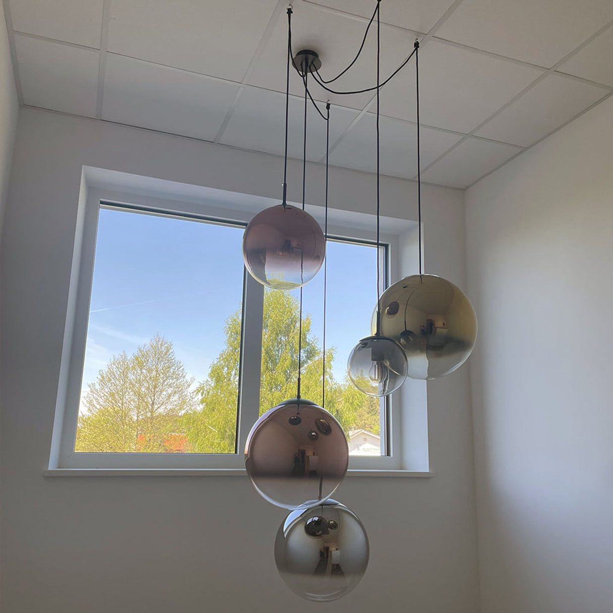 s.luce Orb Glaskugel Galerieleuchte 500cm Aufhängung Schwarz