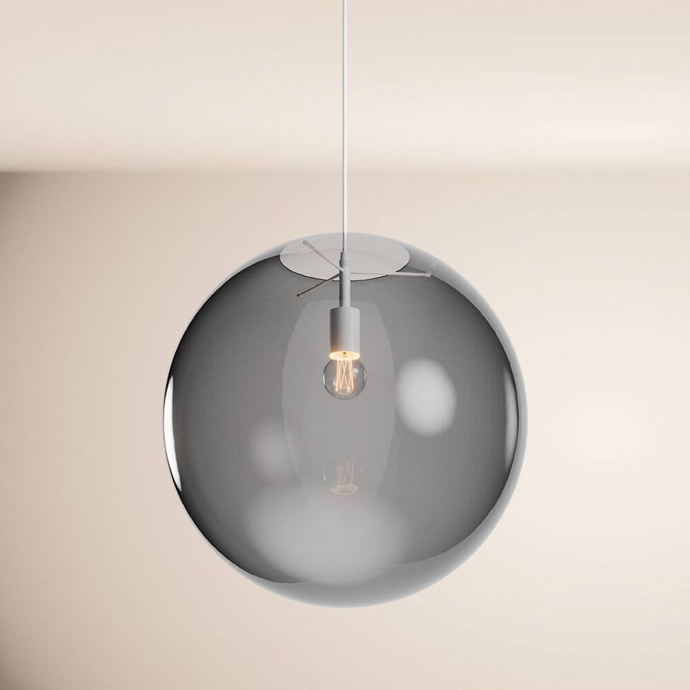 s.luce Orb Glaskugel Galerieleuchte Aufhängung 500cm Weiß in modernem, minimalistischem Design über weißem Hintergrund.