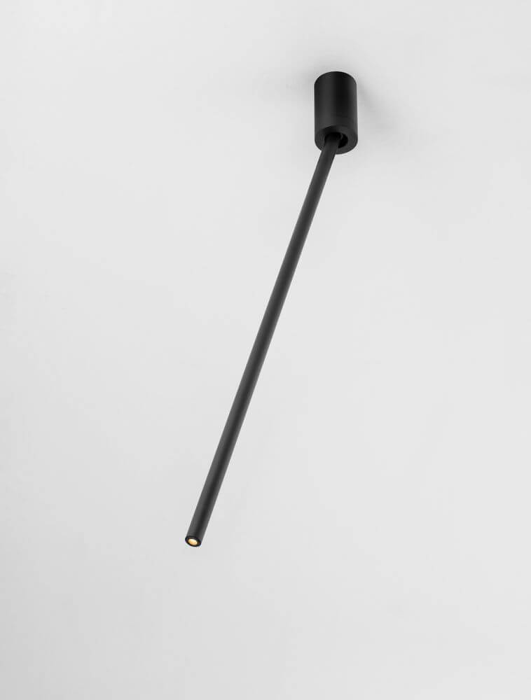 Ornos Deckenleuchte Ø 5cm H 70cm 3000K in elegantem Design, ideal für moderne Wohnräume.
