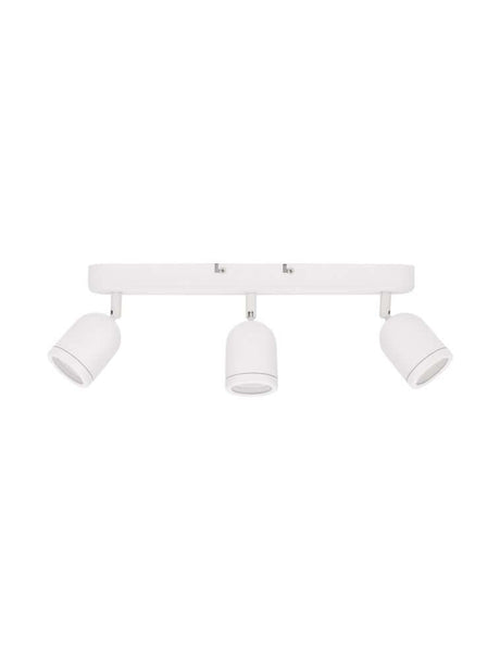 Plafonnier Orson GU10 à 3 lampes avec trois spots orientables et base métallique blanche.