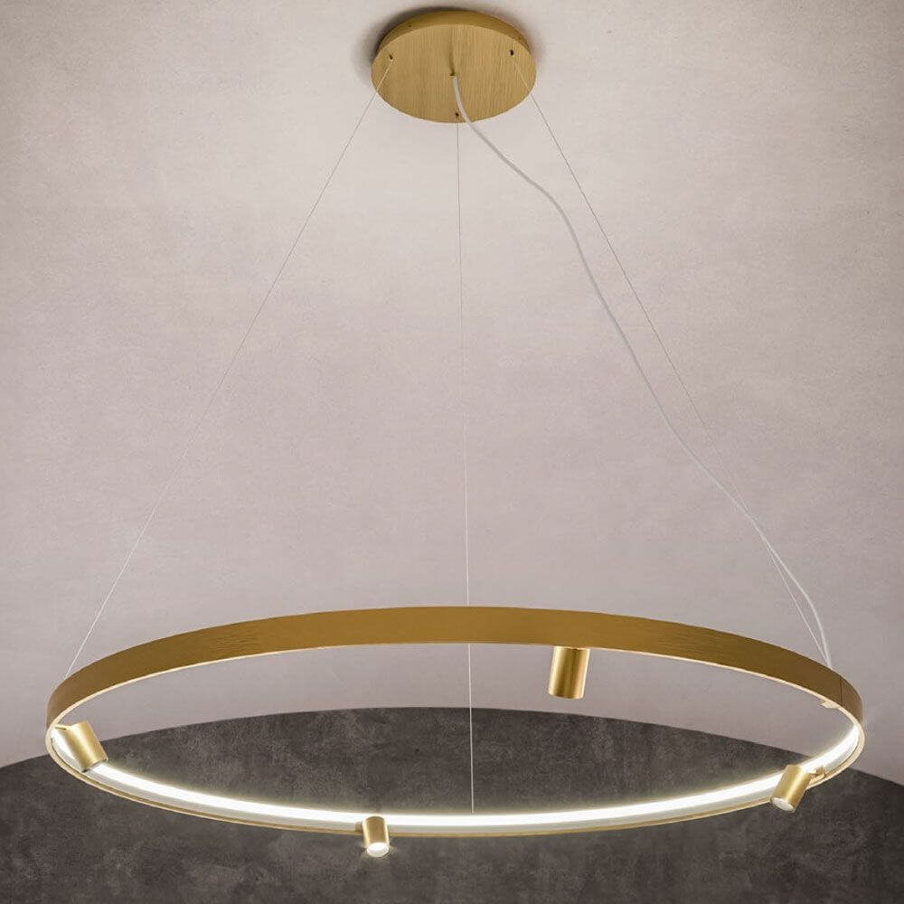 Panzeri Arena LED-Ring Pendelleuchte in satiniertem Messing mit verstellbaren Spots und DALI-Dimmung.