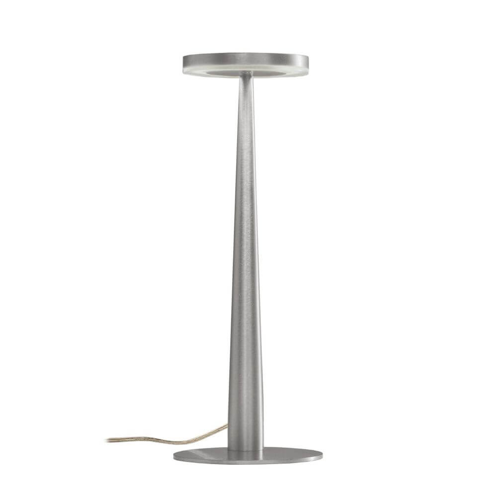 Bella LED-Tischlampe von Panzeri mit minimalistischen Designformen und warmweißem Licht.