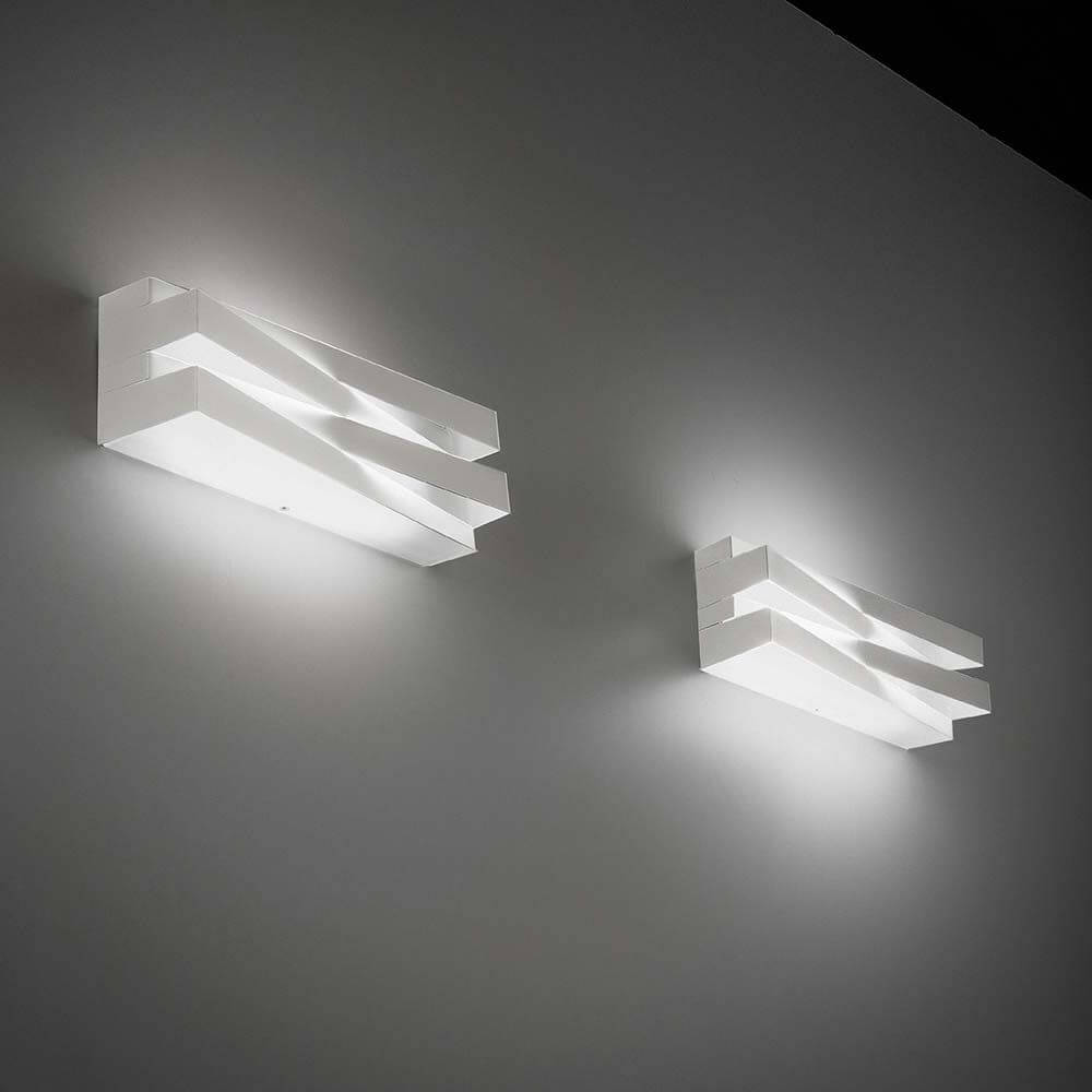 Panzeri Cross LED Wandlampe indirekt und direkt - Designer Wandleuchte mit Licht- und Schattenspielen.