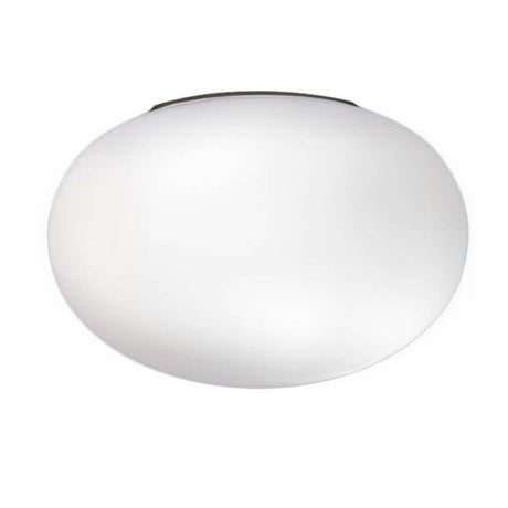 Panzeri Gilbert Glas Deckenleuchte in weißem Satinglas mit diffusem Licht für Wohn- und Lobbybereiche.