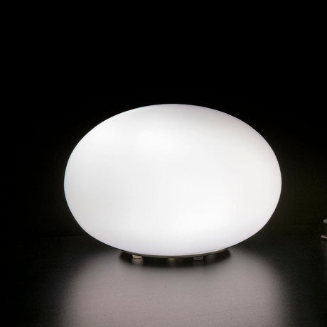 Panzeri Gilbert Glas LED Tischleuchte aus Satinglas mit diffus verteilt Licht für Wohn- und Lobbybereiche.