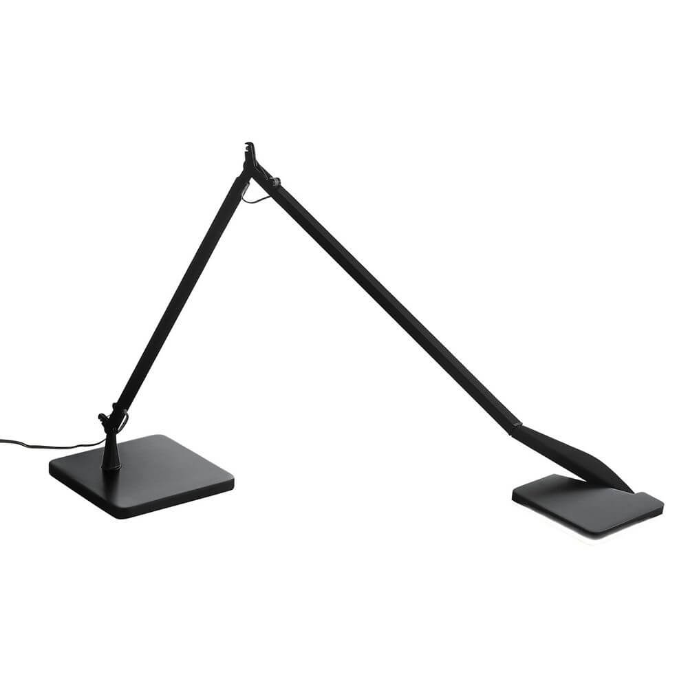 Panzeri Jackie LED-Tischlampe in Schwarz, verstellbar mit Touchdimmer, modern und stilvoll.