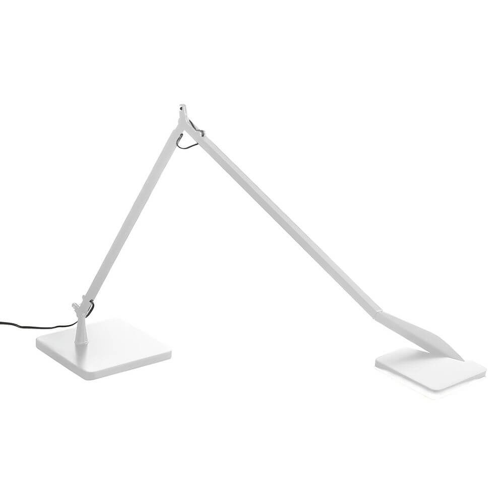 Verstellbare Panzeri Jackie LED-Tischlampe mit Touchdimmer, modernes Design, ideal als Lese- und Schreibtischleuchte.