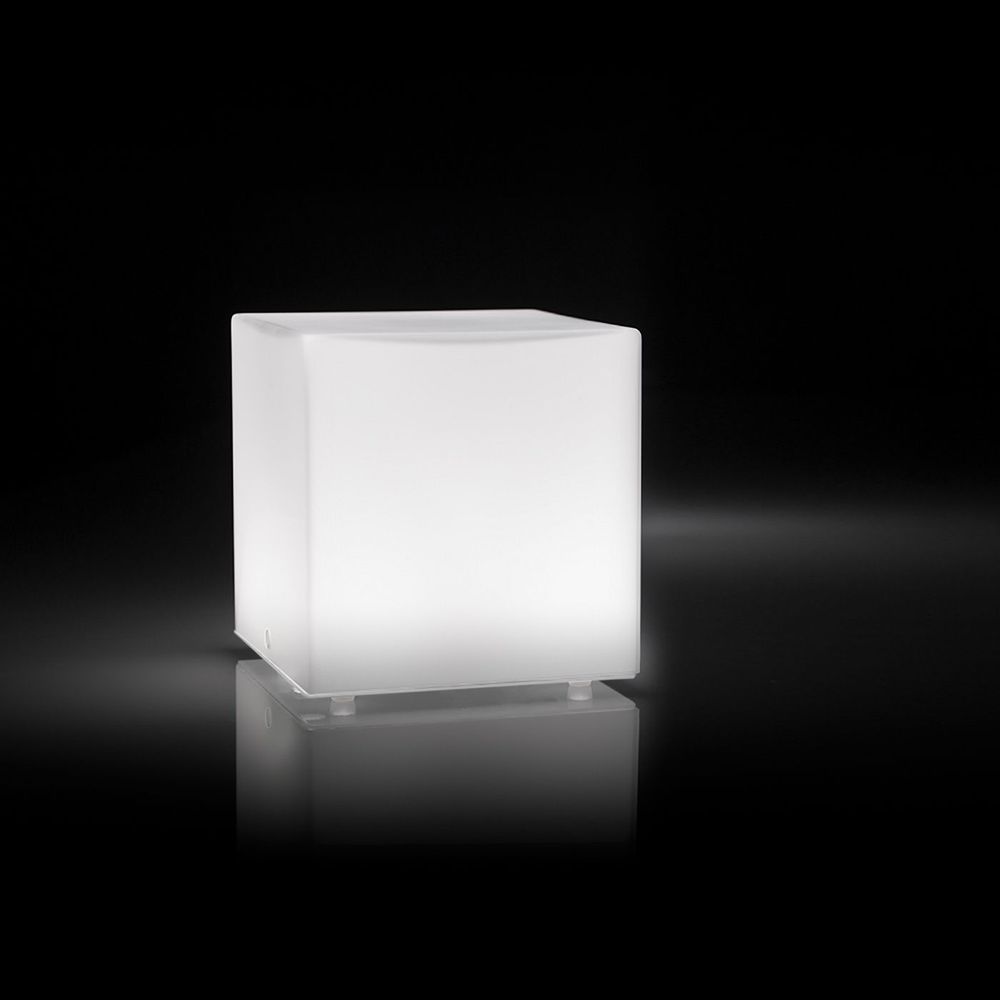 Product image of the Panzeri Kubik LED table lamp glass cube with cubical diffuser made of frosted glass.