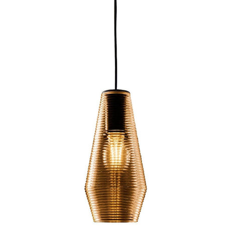 Panzeri Olivia Pendellampe mit geripptem Glas in warmem Goldton, ideal für moderne Innenräume.