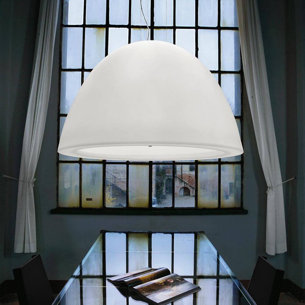Panzeri Willy Glas XL-pendellampe i satinert glass, Ø 40-100 cm, ideell for stilfulle interiører.
