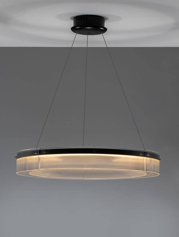 Pauline LED Pendelleuchte 3000K Schwarz in elegantem Design mit sanft gebogenem Glas und moderner Beleuchtung.