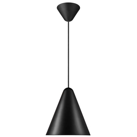 Pendelleuchte Nono 23,5 in modernem, geometrischem Design und mattschwarzer Oberfläche.