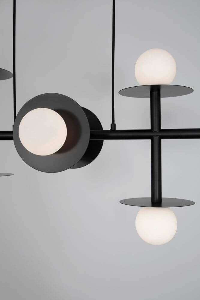 Pielo Pendelleuchte G9 Balken 32cm8-flammig, moderner Kronleuchter aus Metall und Glas.