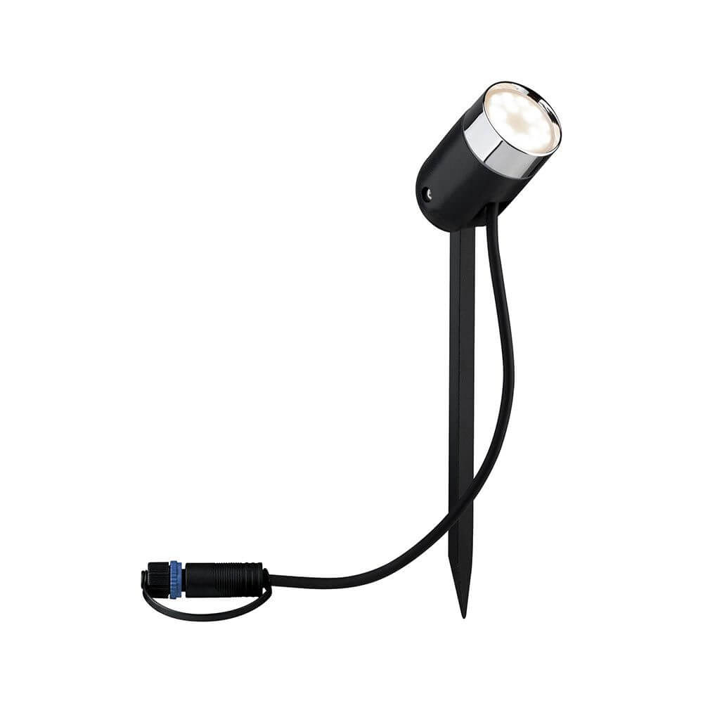 Plug & Shine LED Gartenstrahler Smart Home Zigbee Anthrazit IP65 auf einem Erdspieß mit RGBW-Farbwechsel.