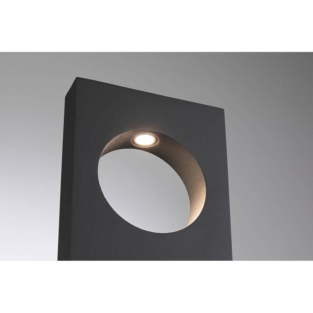 Plug & Shine LED Pollerleuchte Ivo IP65 Grau mit besonderem Lichtaustritt und wetterbeständigem Design