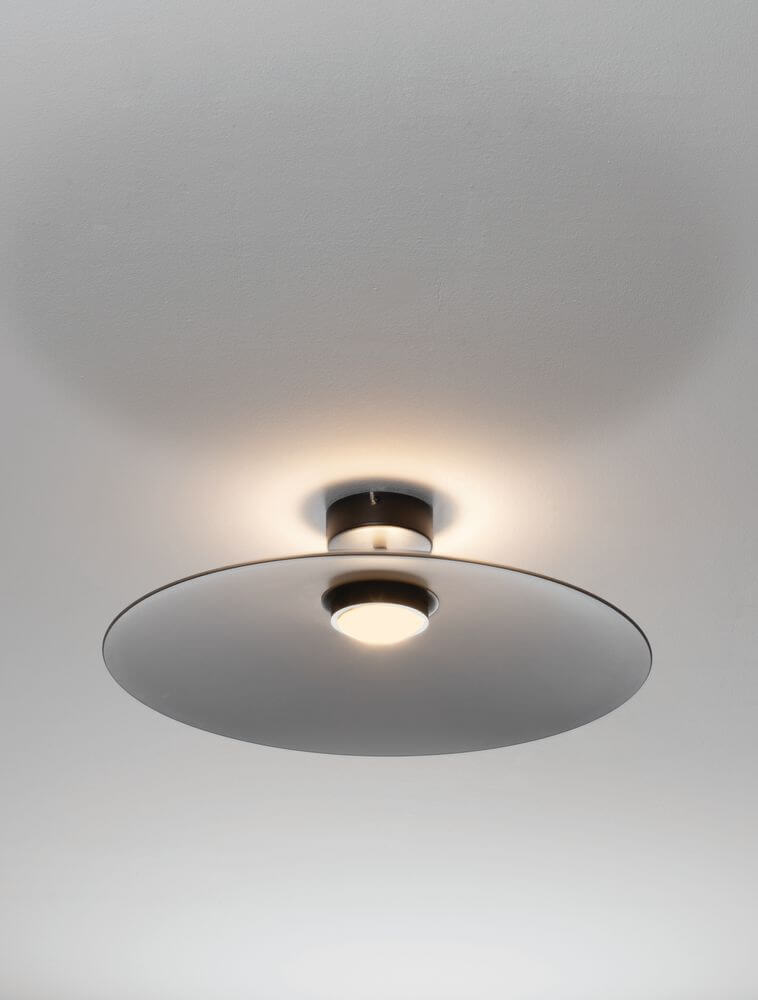 Polifemo LED Deckenleuchte Ø 60cm Up & Down 3000K auf weißem Hintergrund, modernes Design.