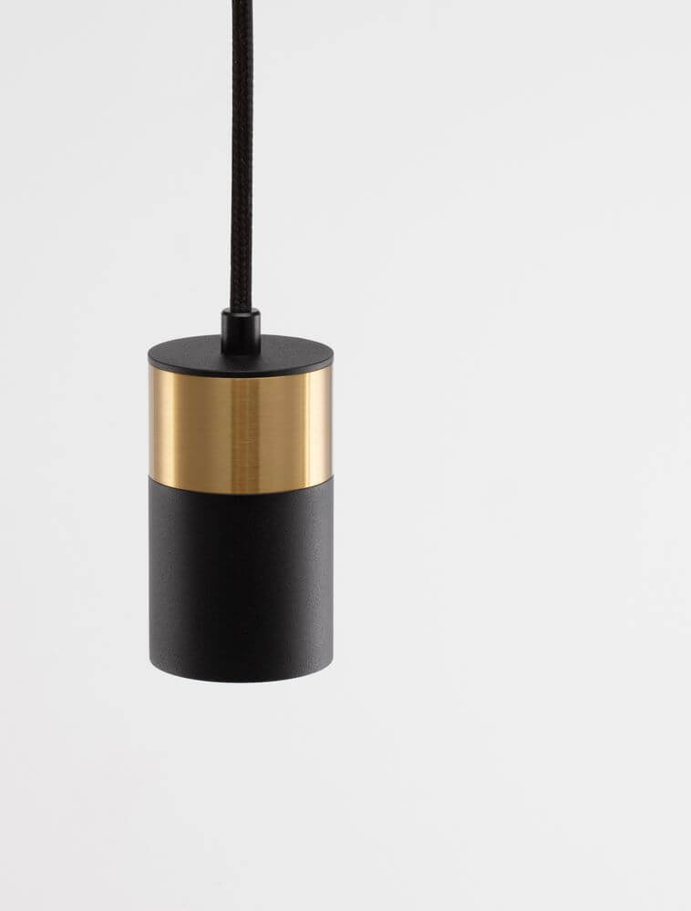 Pongo Pendelleuchte Cover Unten Ø 5,6cm Schwarz, Gold mit Aluminium-Gehäuse für modernes Wohndesign.