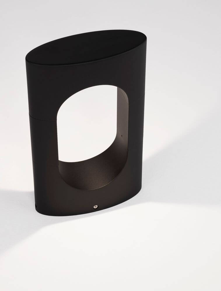 Portal LED Außensockelleuchte 3000K Schwarz IP54 in modernem Design für Garten oder Terrasse.