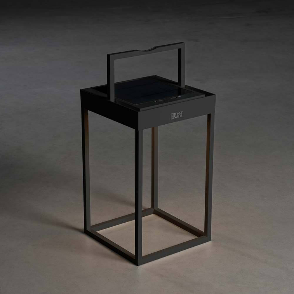 Portofino LED Solar Bodenleuchte IP54 in Schwarz, dimmbar mit Dämmerungssensor und USB-Anschluss.