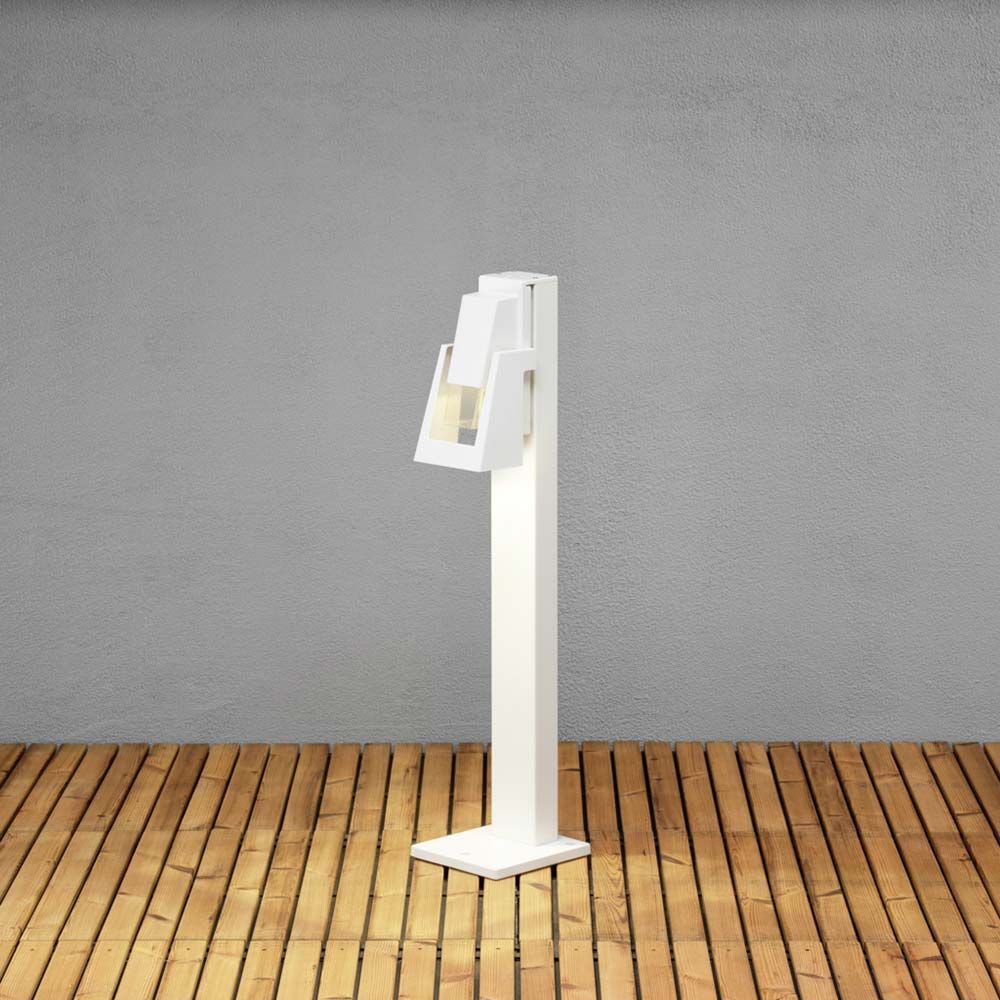 Potenza LED Pollerleuchte auf Holzdeck mit modernem Design und H-Power LED Beleuchtung