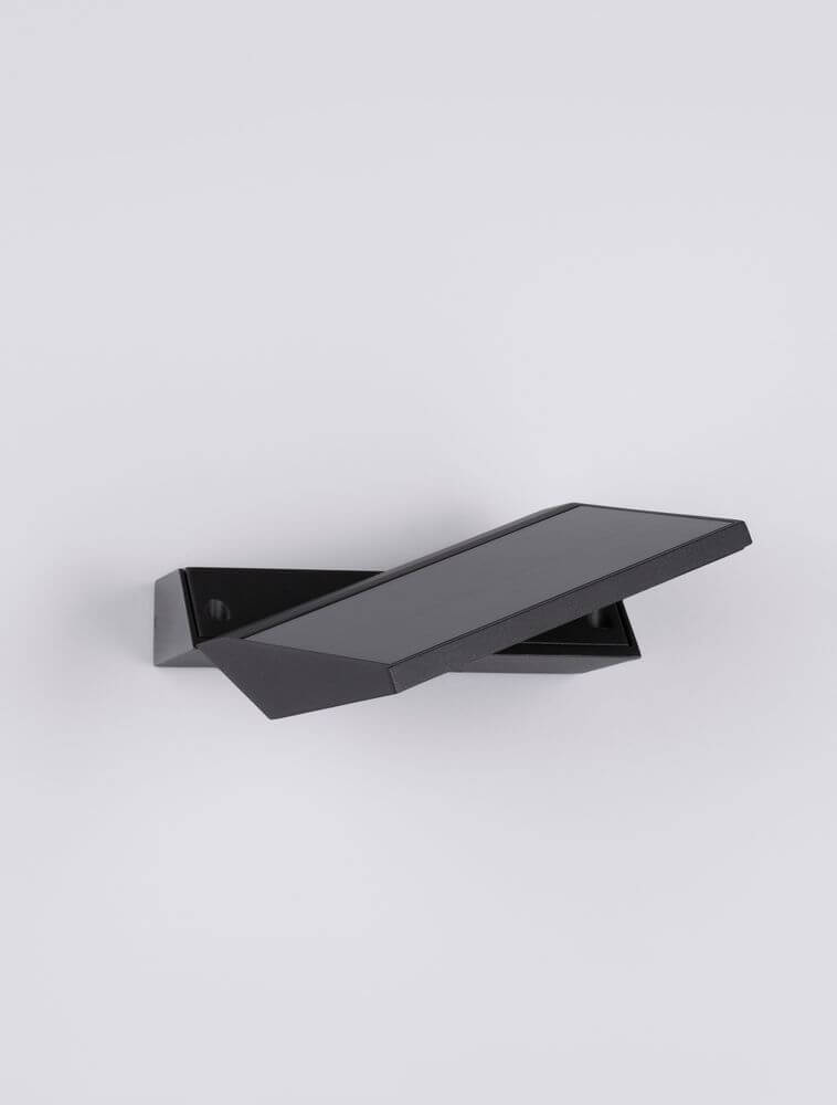 Prim LED Außenwandleuchte 3000K Anthrazit IP65 mit modernem Design und hochwertiger Aluminium-Oberfläche.