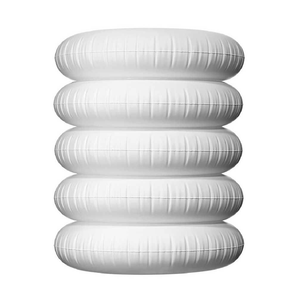 Big Puff Outdoor Stehleuchte 80 in luftgefüllter, runder Form für modernes Design und diffuse Beleuchtung.