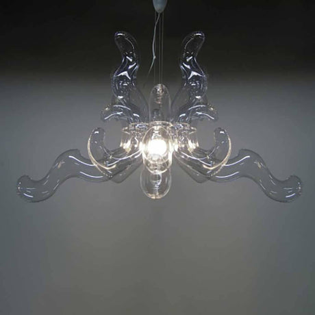 Lullaby Design-Kronleuchter mit flexiblem, luftgefülltem Schirm aus transparentem Kunststoff.
