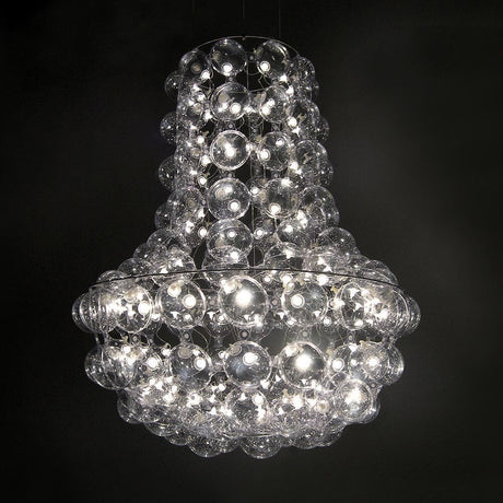 Queen's Design-Kronleuchter 100cm mit 145 luftgefüllten Bubbles und LED-Lichtpunkten.