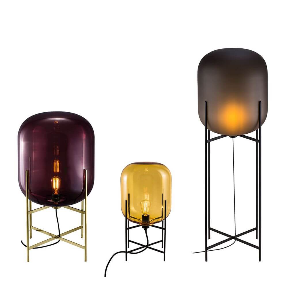 Pulpo Oda Serie: Tisch- und Stehleuchten mit buntem mundgeblasenem Glas in industriellem Design.