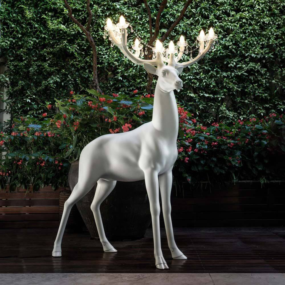 LED Sherwood Hirsch Außenstehleuchte IP55 in stilvollem, eleganten Design mit Kristall-Kronleuchter-Antlitz.