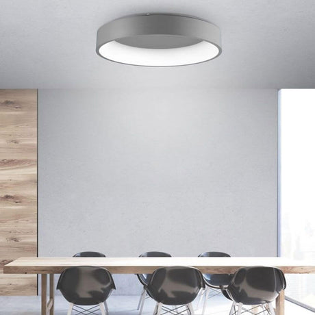LED Deckenleuchte Rando Ø 60cm 2520lm , 3000K Grau im modernen Esszimmer über einem Holztisch.