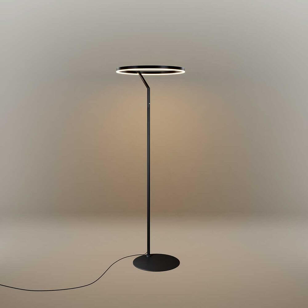 s.luce Ring LED-gulvlampe Ø 60 cm med touchdimmer, elegant gulvlampe i minimalistisk design.