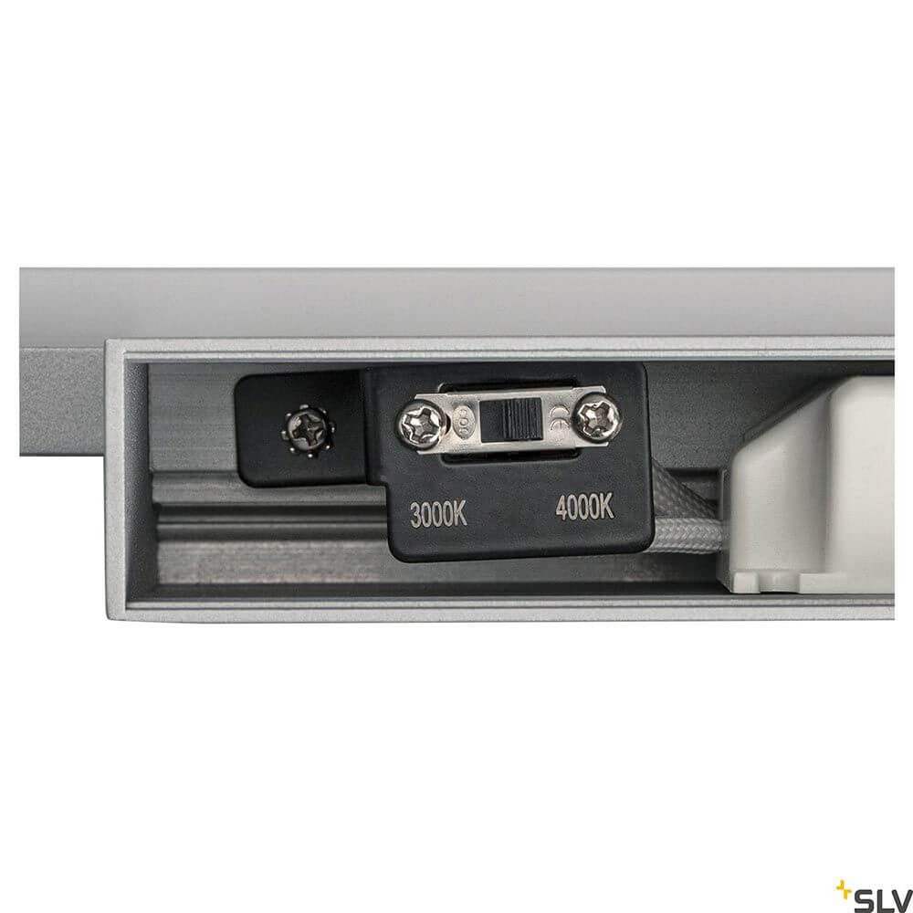 Nahaufnahme des CCT-Switches der Glenos LED Spiegelleuchte zur Anpassung von Lichtfarben 3000K und 4000K.