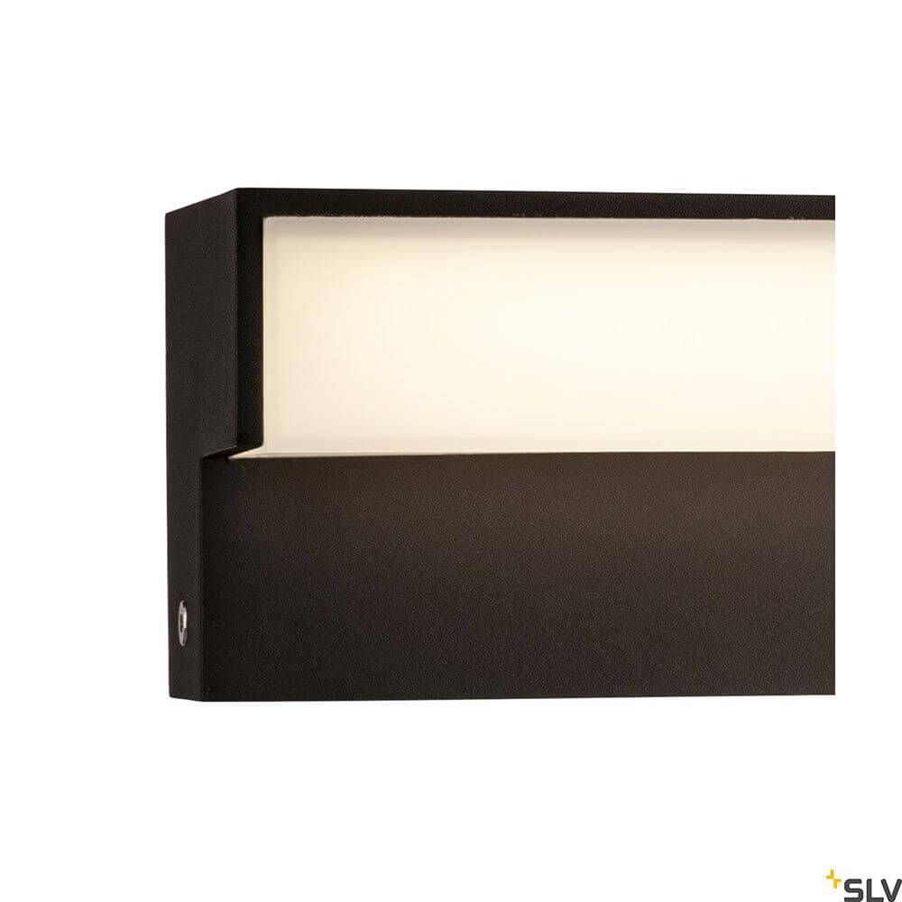 L-Line LED Gehwegleuchte IP65 Anthrazit CCT für Außenbeleuchtung mit klaren Linien und hochwertigem Design.